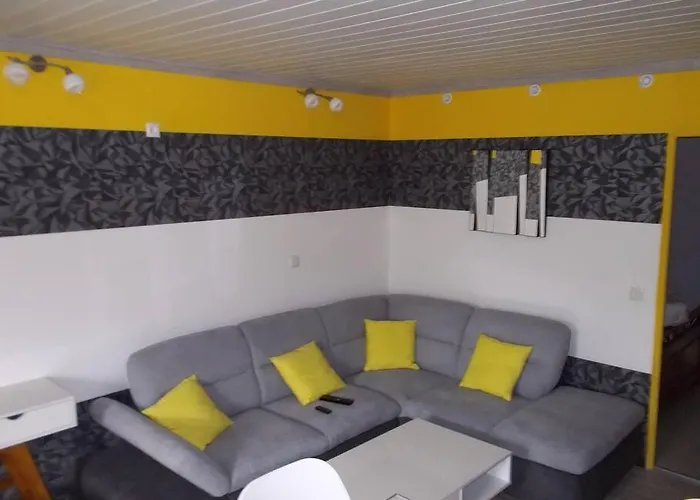 公寓 L'escaled - Flat + Arcade *